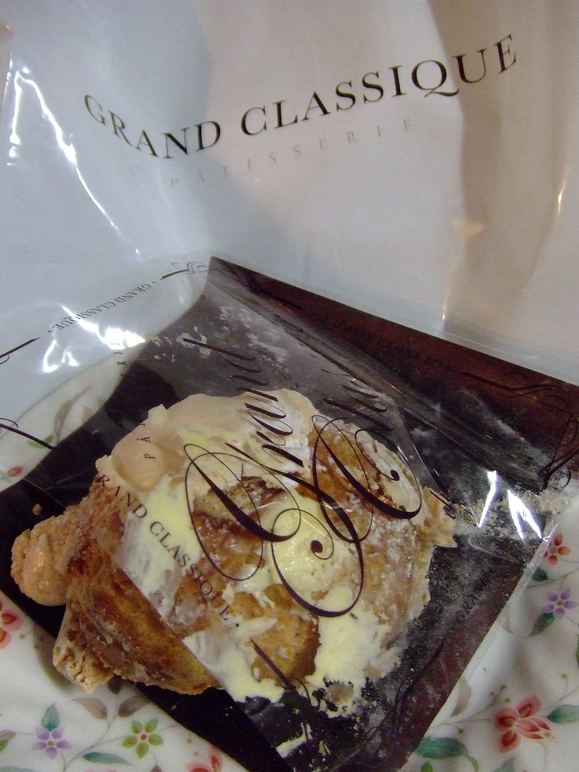 クリスマスケーキはここで決まり Grand Classique グラン クラシック 広島市中区鶴見町 ちょこっとティータイムブログ トータテ住宅販売マンション事業部 分譲マンションの購入 マンションギャラリー マンション売却